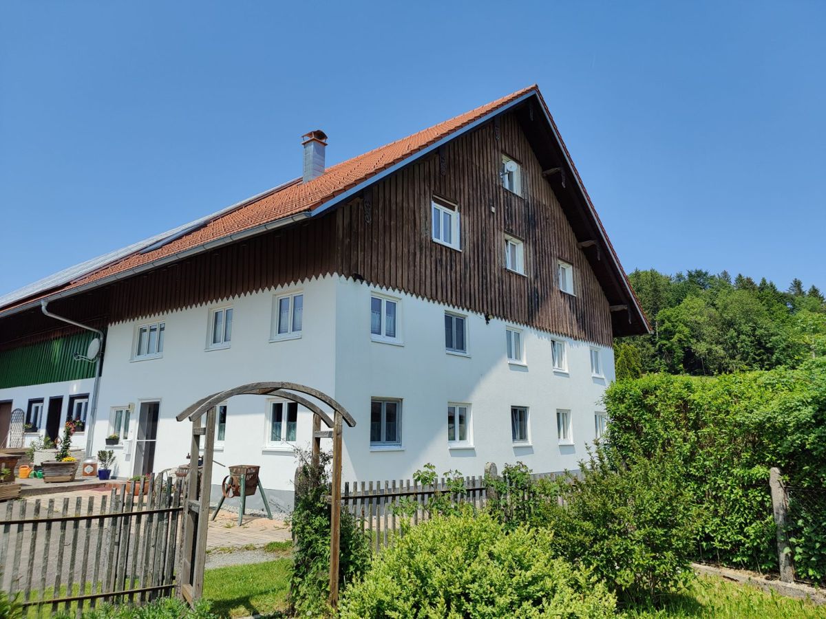 Hausansicht des Burghofs